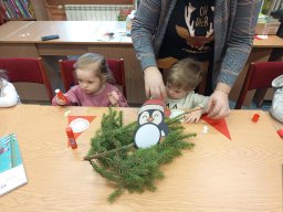 2025-12-09 Sówki świątecznie w Bibliotece